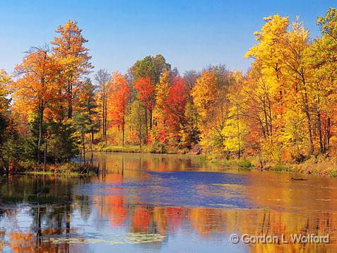 Autumn Reflections_17636.jpg - Photographed near Westport, Ontario, Canada.
